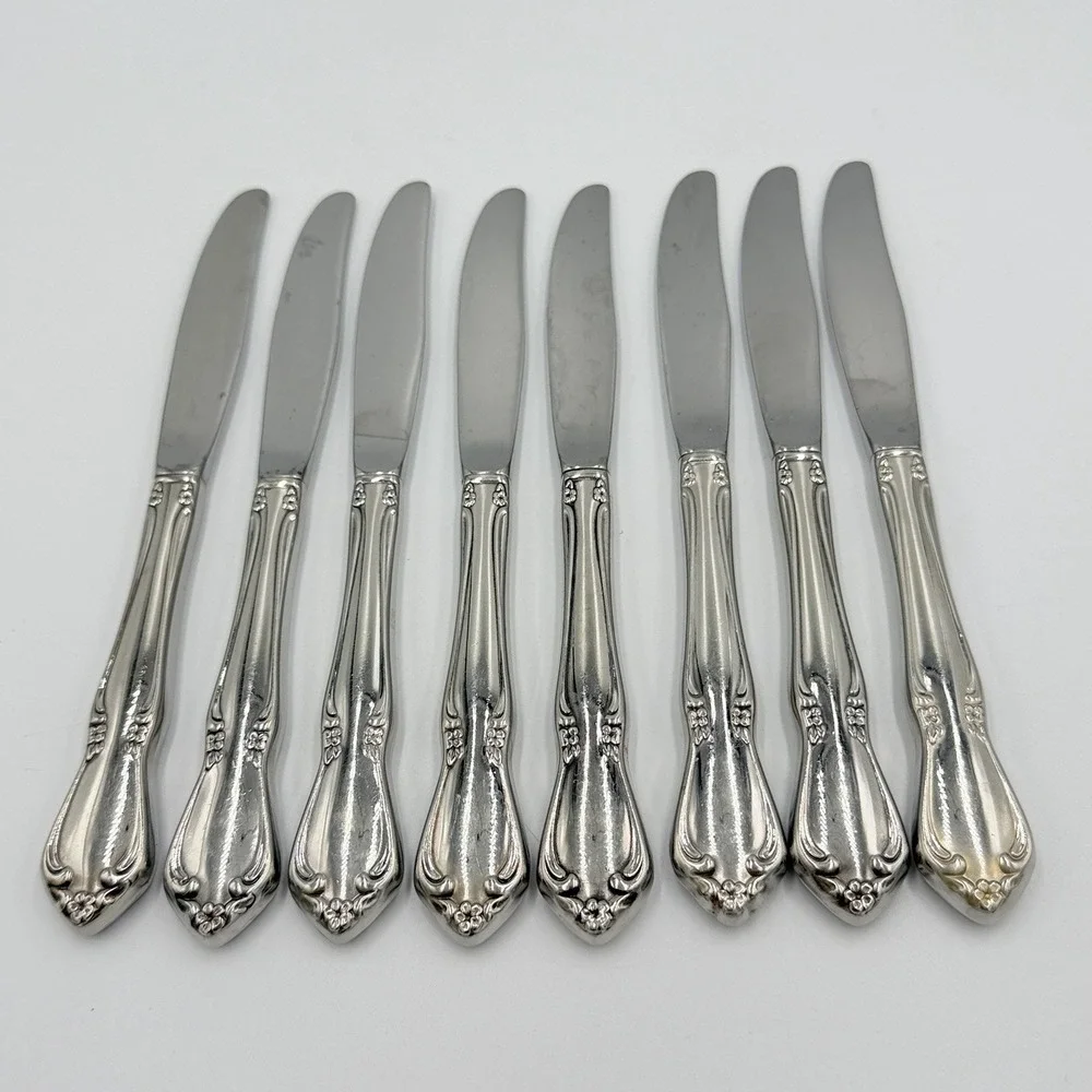 Oneidacraft Deluxe Chateau Dinner Knives Set of 8 Stainless Steel Flatware 8.5